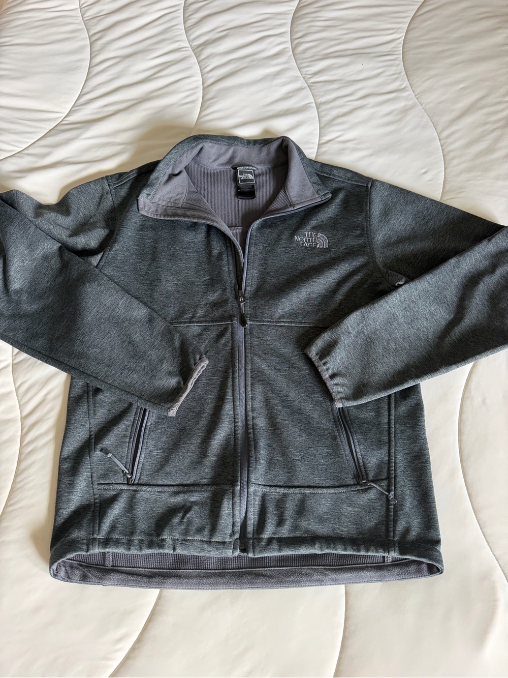 The North Face Men's Full-Zip Gray Jacket